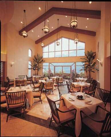 【烏來】雲頂溫泉 - 90分鐘 (雙人景觀湯屋 (單床+大湯池+飲料)