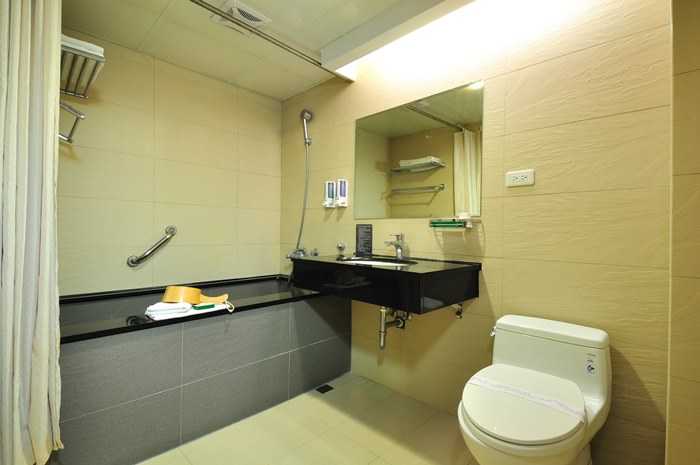 【礁溪】帥王溫泉大飯店-雅緻雙人房-休憩泡湯三小時