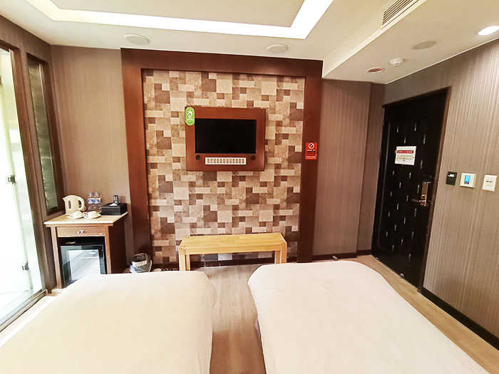 【金山萬里】金湧泉SPA會館 , 雙人溫泉套房 (三小時) 休憩+泡湯