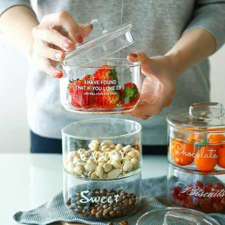 [送蓋子] 零食玻璃儲物罐 英文字母玻璃碗 甜品水果沙拉碗 收納罐 玻璃罐 零食收納罐【RS886】