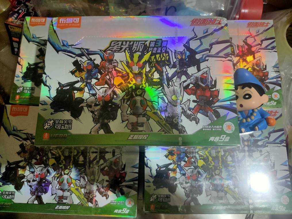 [Rud\u0027s TOY]全新現貨 布魯可 正版 假面騎士 星光版 第3彈 1中盒9小盒 飛蝗 勝利三號 獠牙 閃耀飛蝗