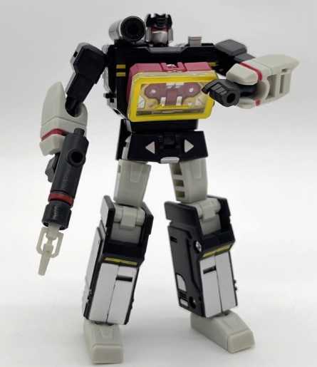 [Rud\u0027s TOY]全新現貨 附特典百變變型變形金剛 傳奇級 PT-04B 聲波 暗黑音波 磁帶 戰犬狂派 非密卡登