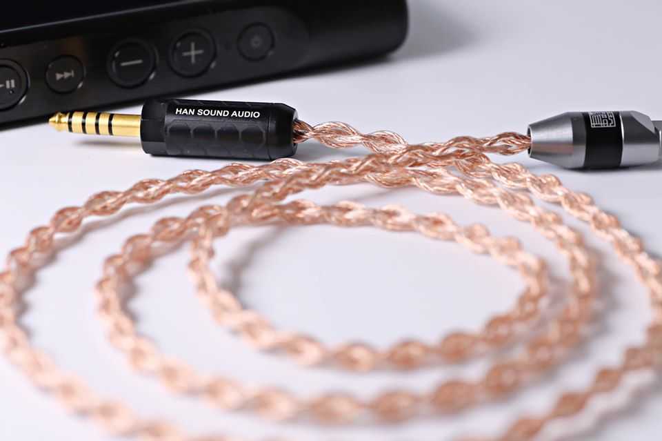 Han Sound 漢聲 ZENTOO Zen 系列 2.5mm 碳纖維 耳機專用升級線｜金曲音響