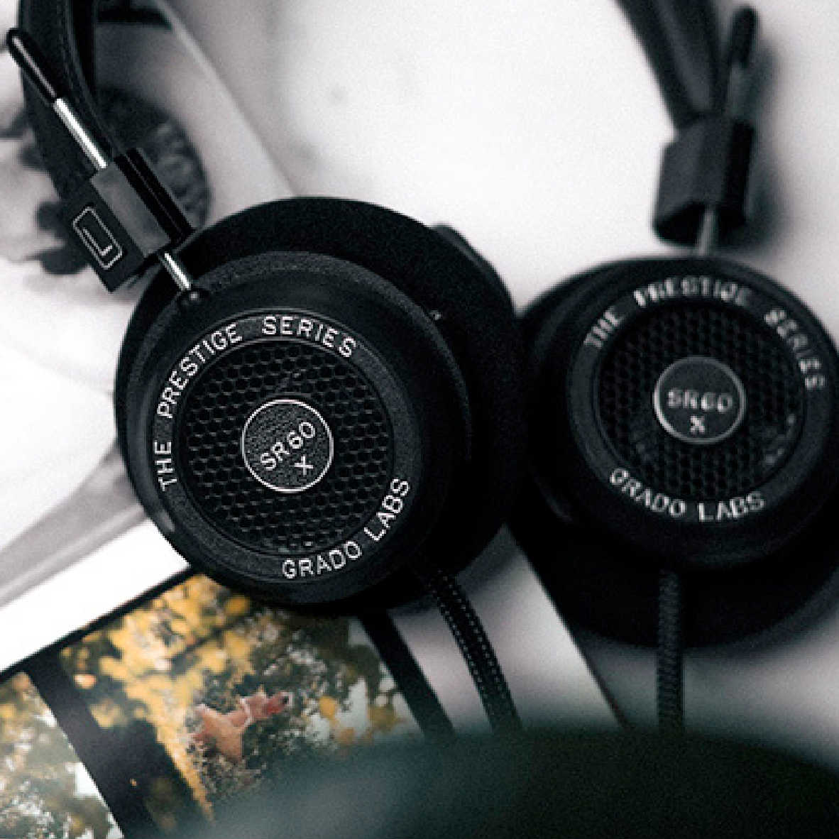 GRADO SR60x 超級退火銅質 4芯纜線 44mm單體 開放式 耳罩式耳機 | 金曲音響