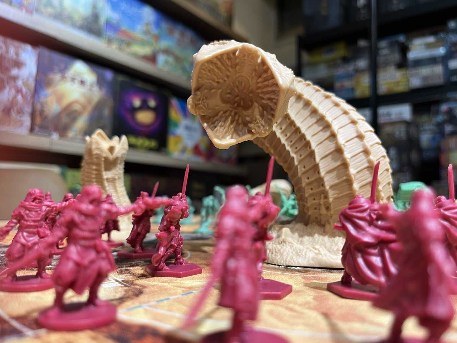 【桌遊侍】沙丘 厄拉科斯之戰 套組《免運.再送充足牌套》實體店面快速出貨 對戰桌遊.非對稱對戰.史詩級.戰役.模型.配件