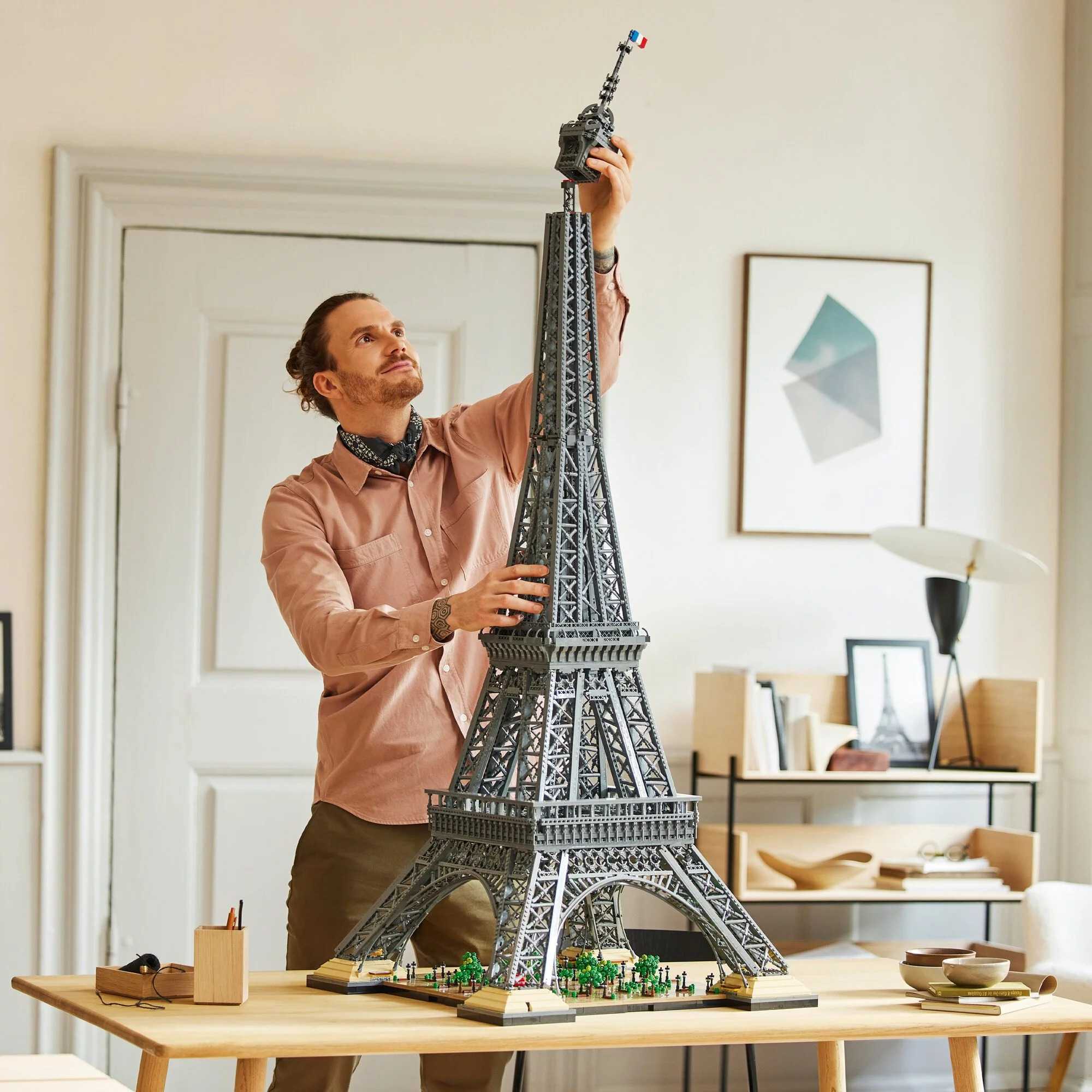 樂高 LEGO 積木  ICONS系列 Eiffel Tower 法國巴黎鐵塔 艾菲爾鐵塔 10307 現貨代理