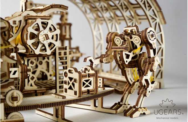 Ugears 機械小鎮-機器人工廠 Robot Factory model