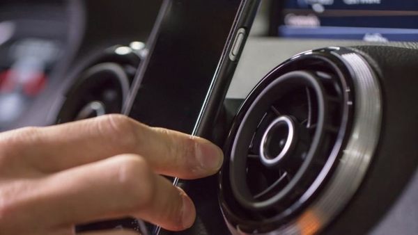 加拿大Clearmounts 奧迪audi A3-8V 薄型磁性支架手機支架 S3 RS 強強滾生活