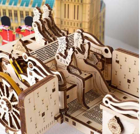 Ugears 自我推進模型 - 皇家馬車