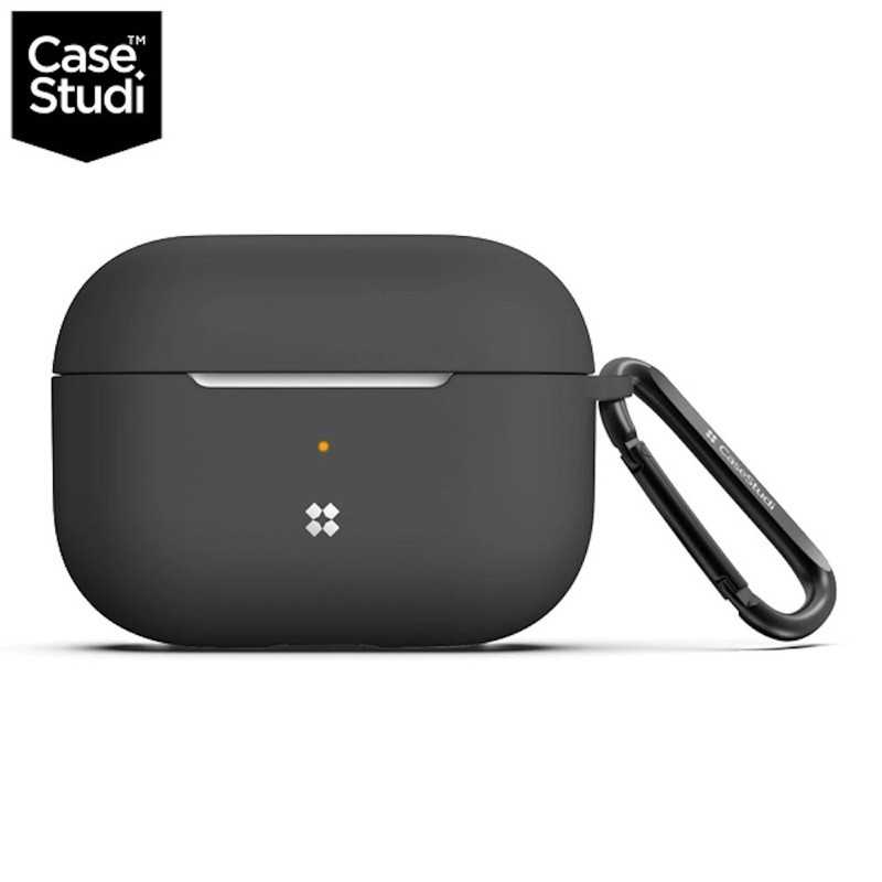 強強滾-CaseStudi AirPods Pro 充電盒 UltraSlim 矽膠保護套(含扣環)-黑色