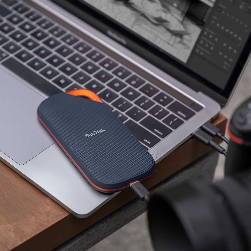 SanDisk Extreme Pro 支援 USB4 4TB 行動固態硬碟 SSDE82 外接硬碟