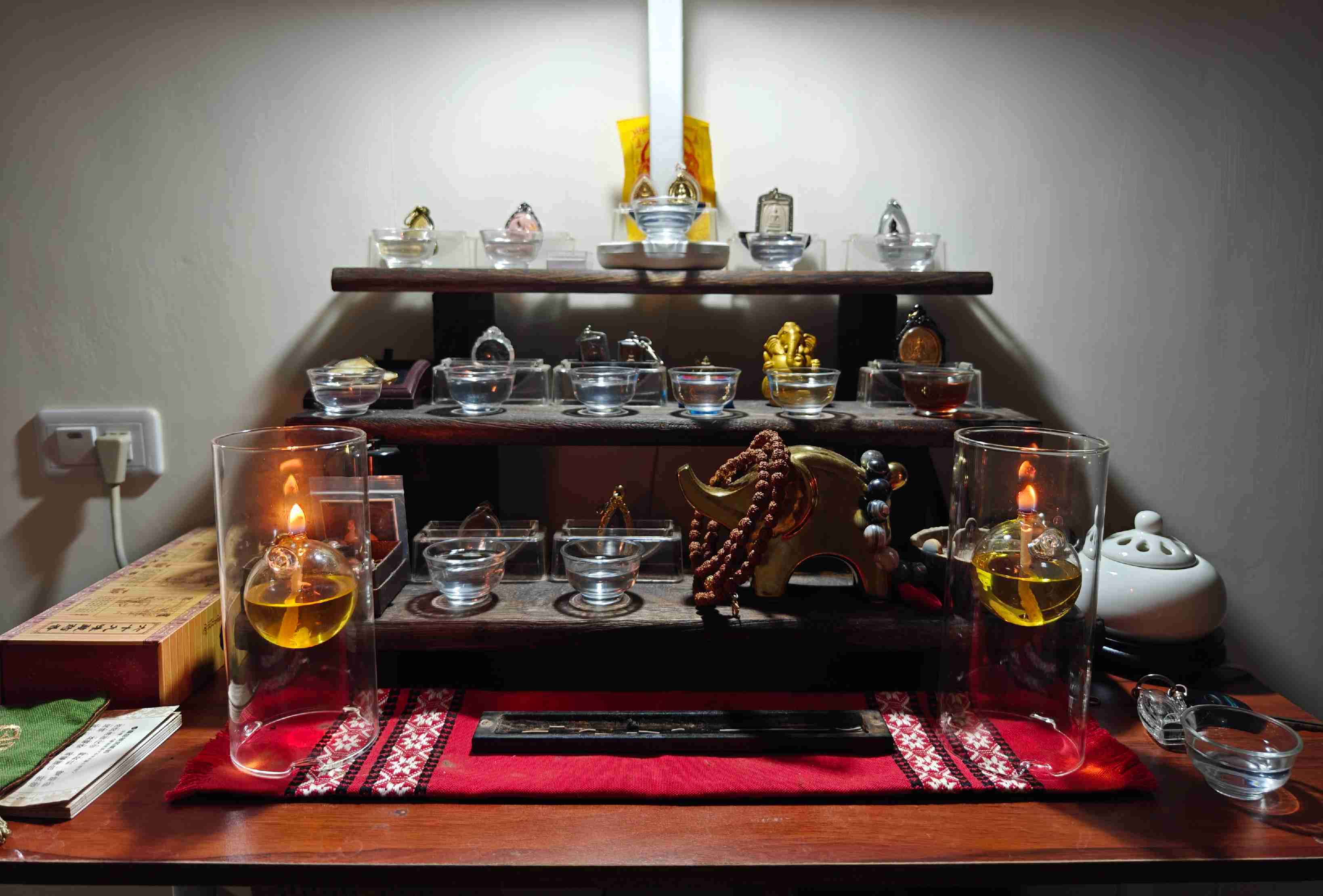 「自己有用才推薦」搖曳露營 圓筒玻璃 油燈 露營燈 煤油燈 酒精燈 酥油燈 復古油燈 氣氛燈 佛油燈