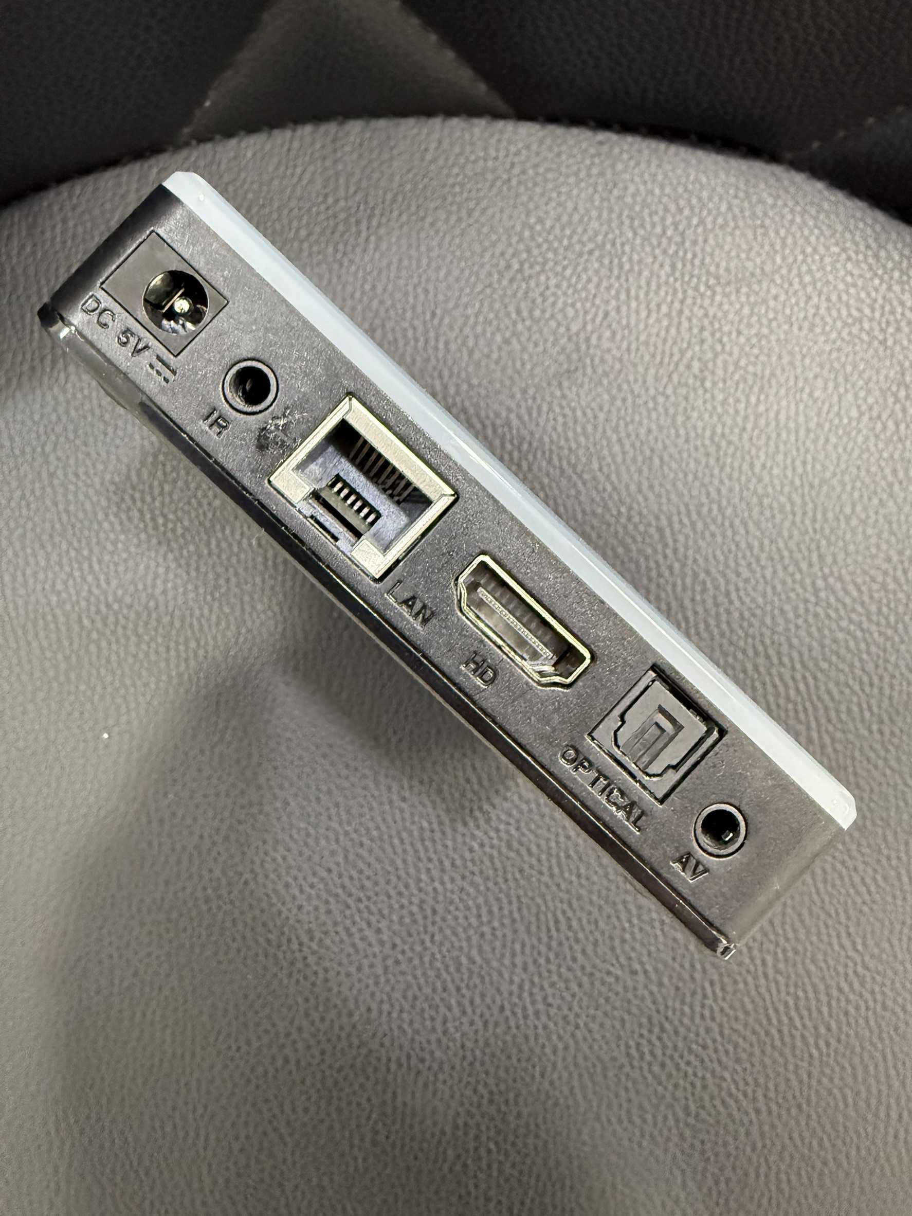 【艾爾巴二手】EVBOX 5MAX 易播盒子 4G/64G 純淨版#二手電視盒 #二手電視盒 #錦州店 DC3EC