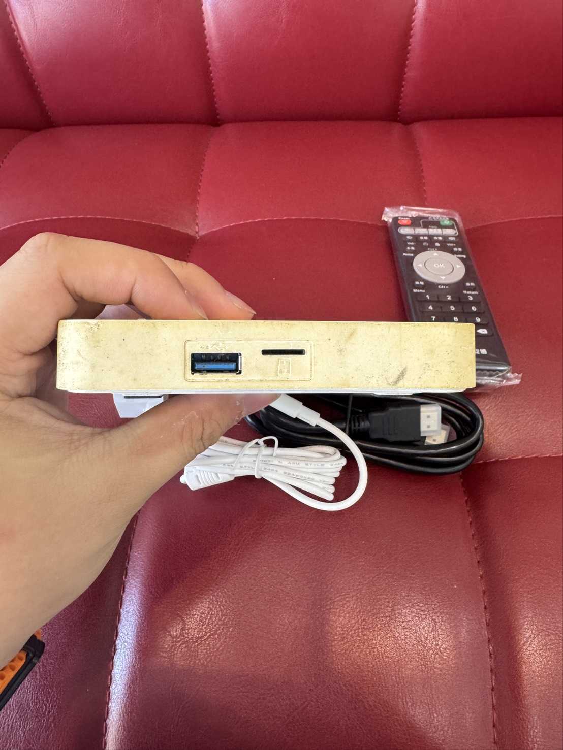 【艾爾巴二手】UBOX 7 安博 盒子PROS X9 2+32G 純淨版 #二手電視盒#中壢店D8445