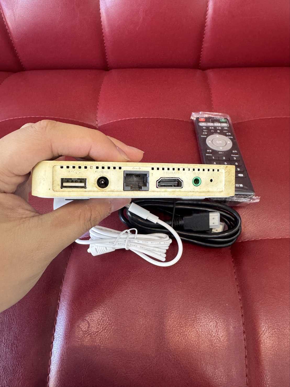 【艾爾巴二手】UBOX 7 安博 盒子PROS X9 2+32G 純淨版 #二手電視盒#中壢店D8445