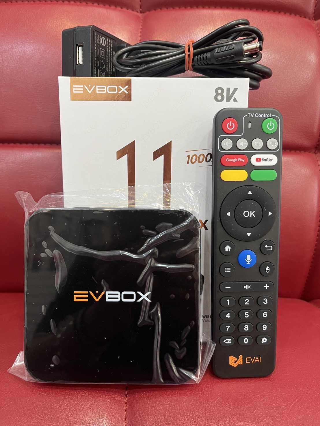 【艾爾巴二手】EVBOX 11MAX 易播盒子 4G/64G 純淨版 #二手電視盒 #保固中 #新興店 B25D8