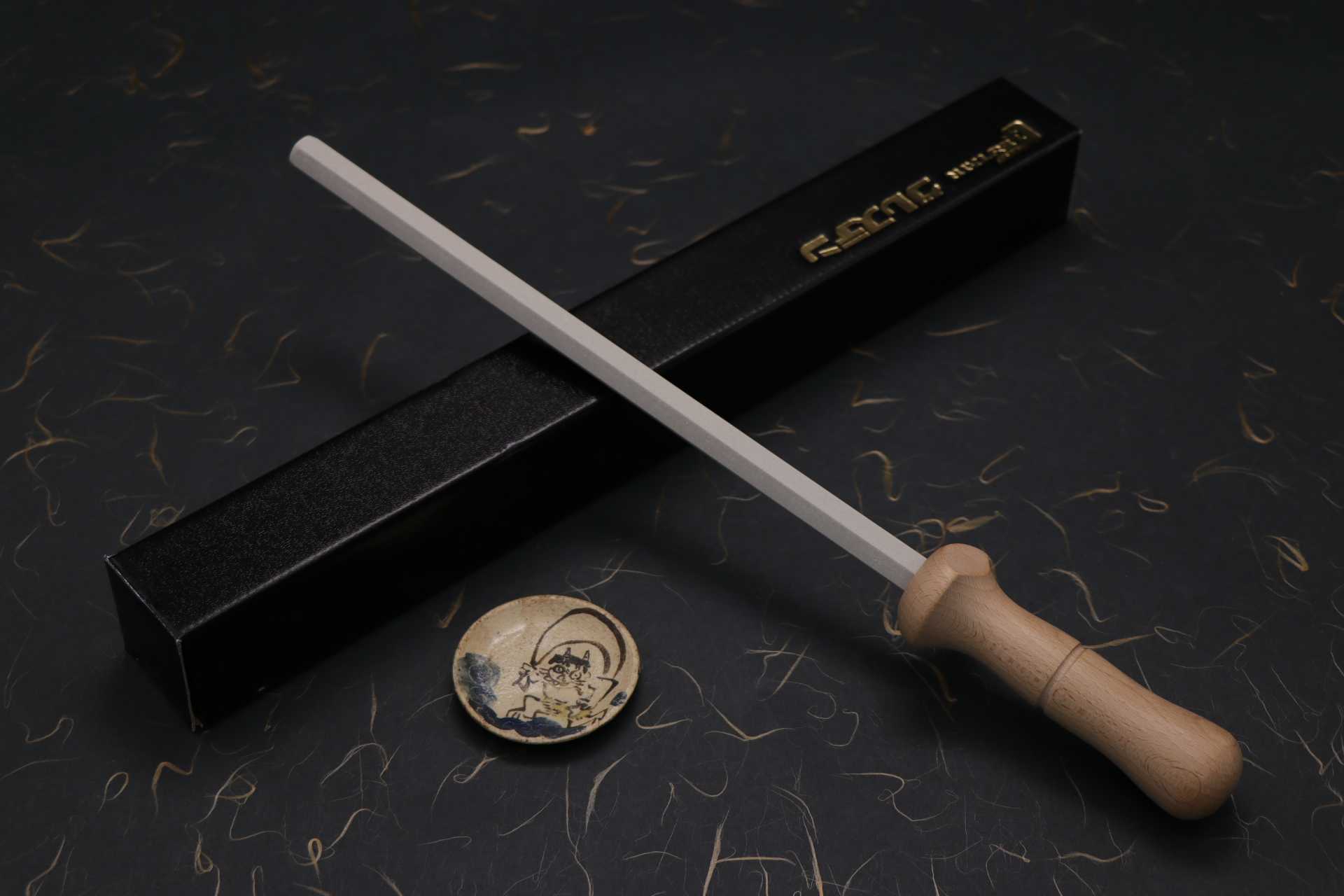 💖現貨💖【八角 陶瓷磨刀棒 28cm】日本製 廚房刀具 家用廚刀 八煌刃物