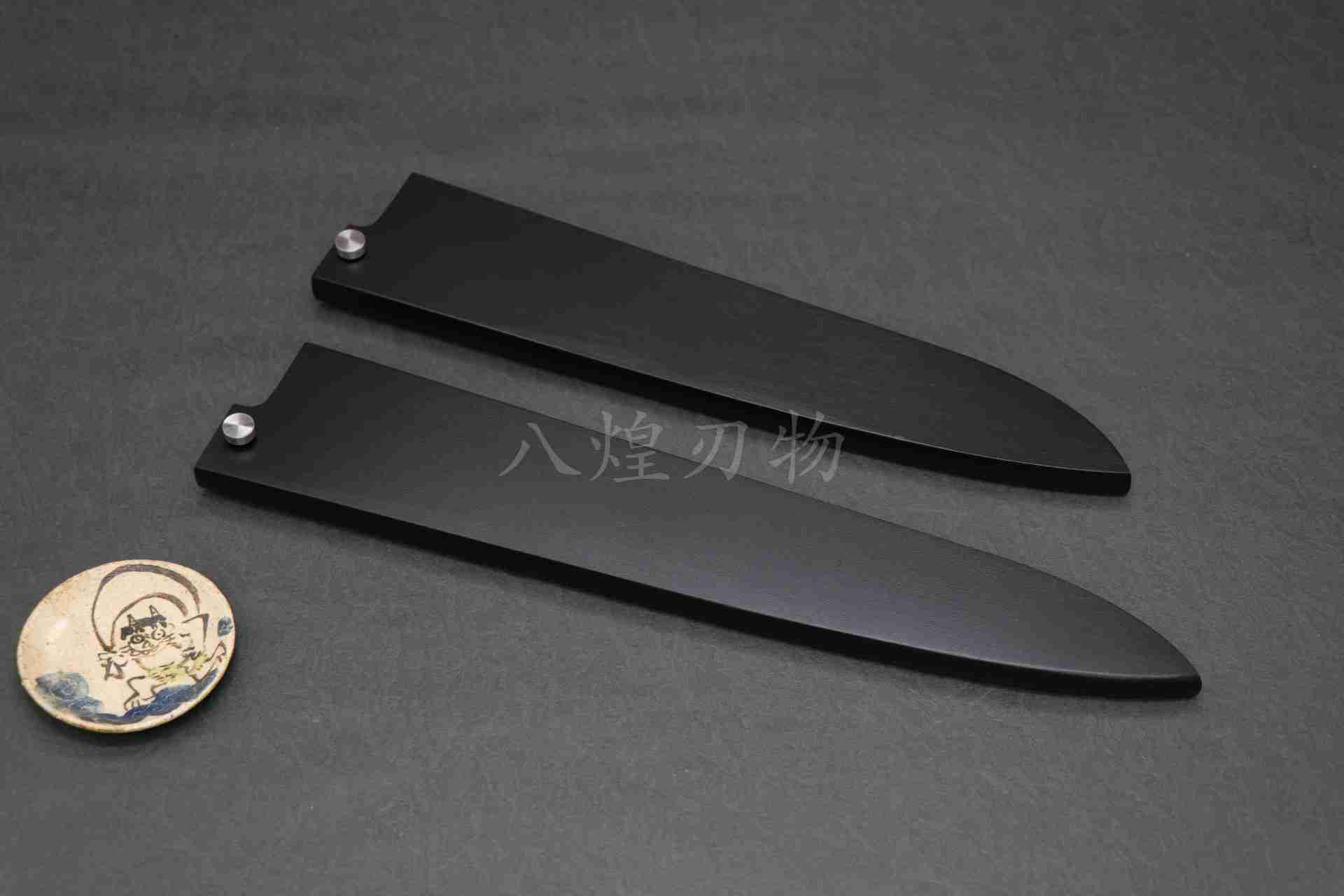 【黑漆 牛刀木鞘 鐵扣款 30CM】 日本刃物 廚房刀具 牛刀 八煌刃物