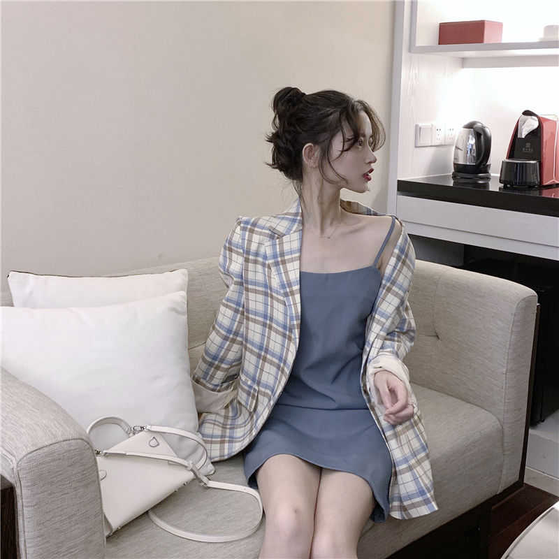 時尚套裝＊韓版西裝格子外套+小吊帶背心短裙(兩件套)