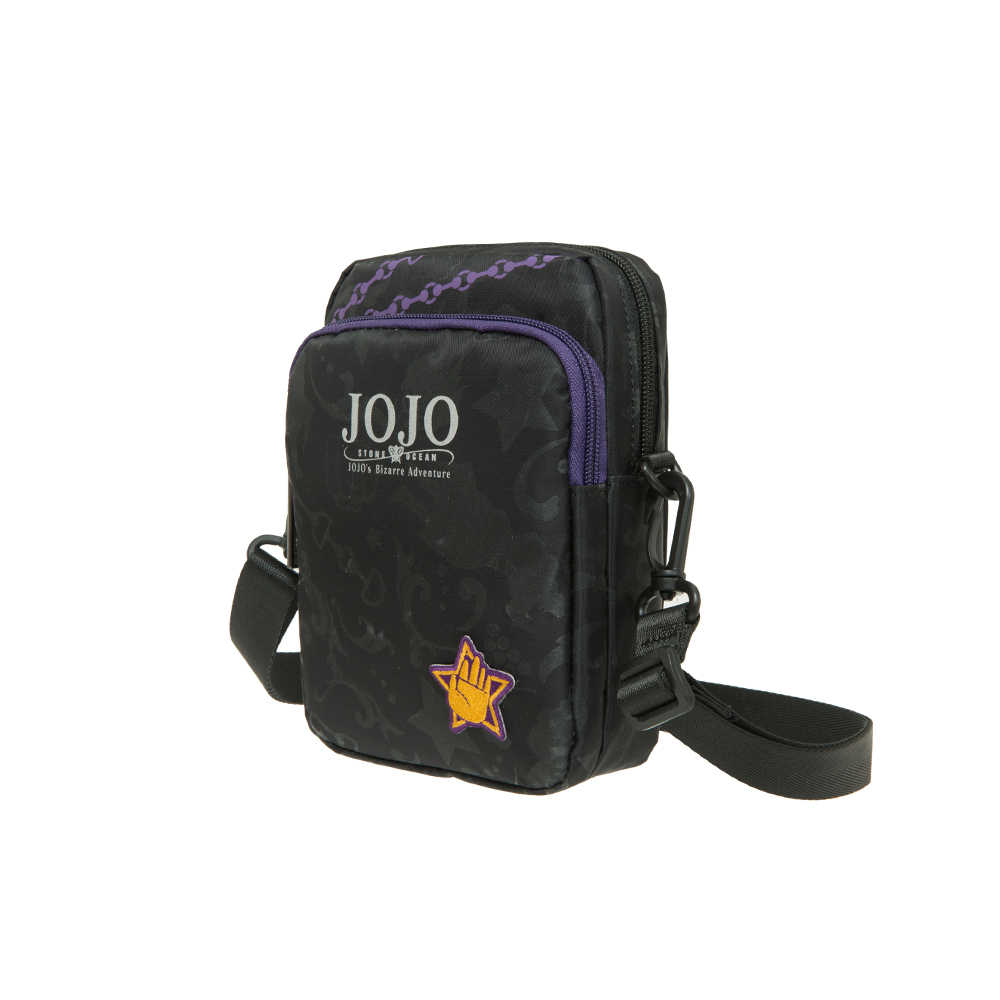 【JoJo的奇妙冒險 石之海】空條承太郎 直式側背包 #黑 JO22A261BK