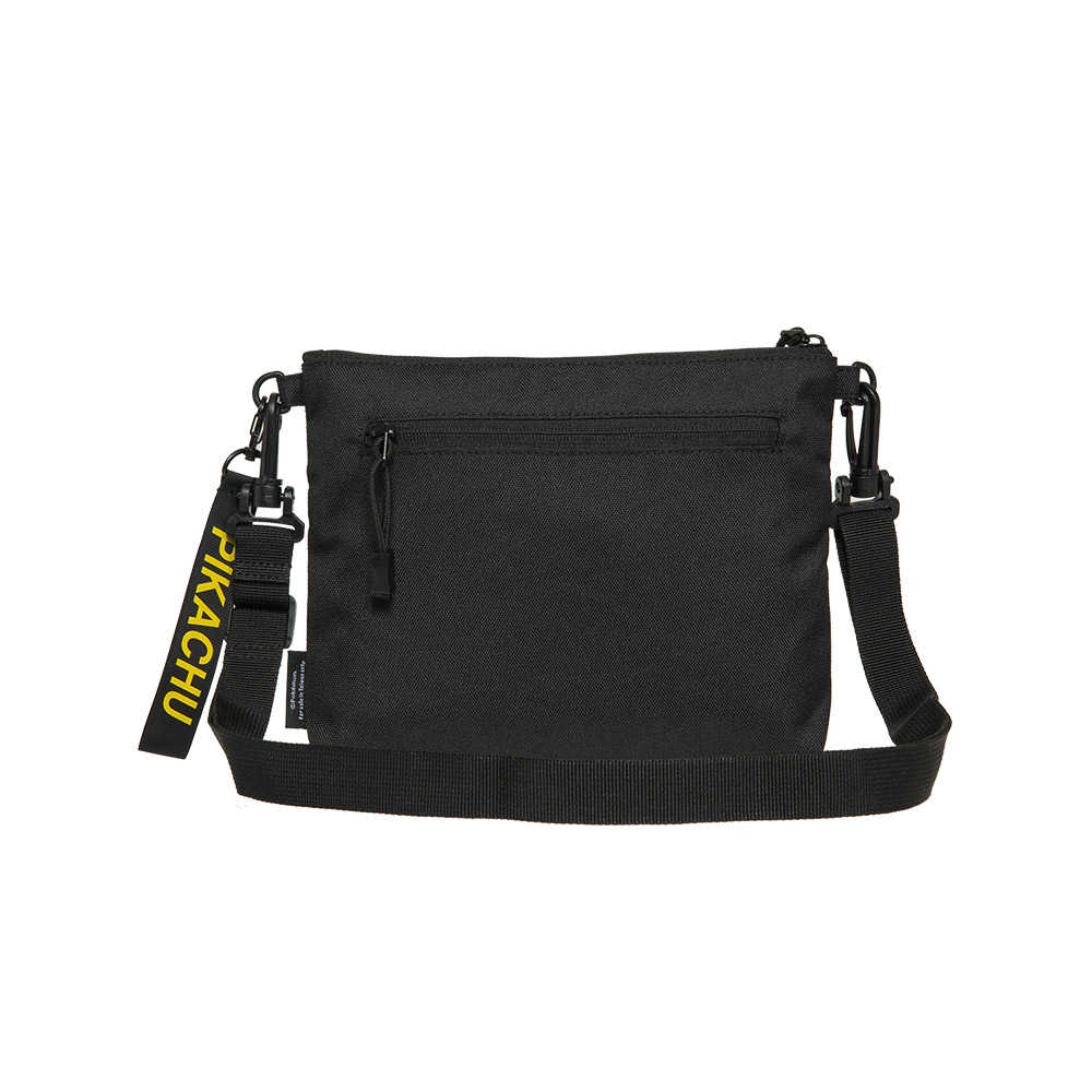 【OUTDOOR】Pokemon聯名款潮黑皮卡丘橫式側背包-黑色 ODGO20B08BK, 支援超商取貨