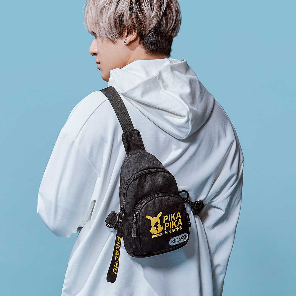 【OUTDOOR】Pokemon聯名款潮黑皮卡丘單肩包-小-黑色 ODGO20B04BK, 支援超商取貨