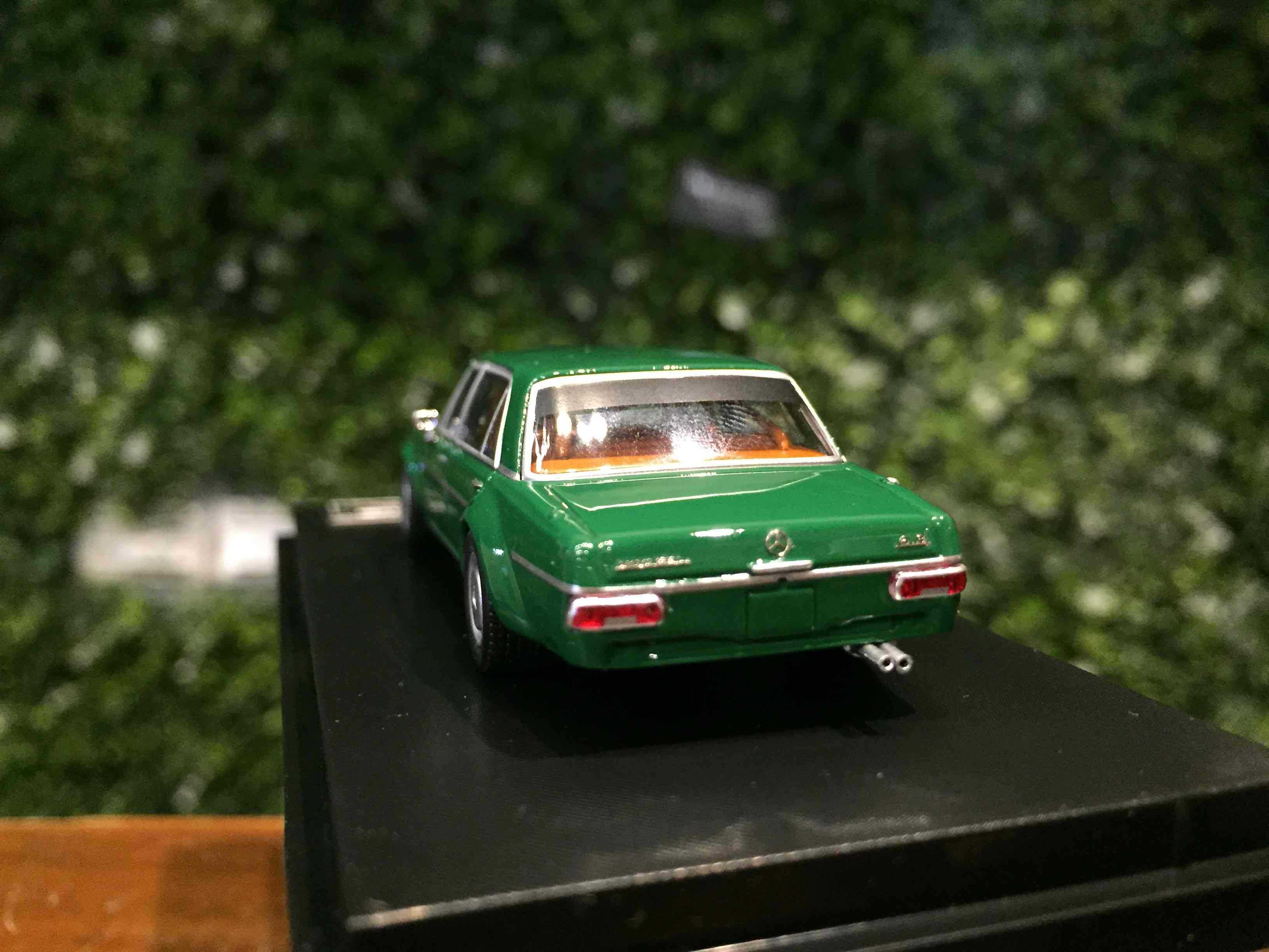 1/64 BSC Mercedes-Benz 300 SEL W109 AMG Green【MGM】