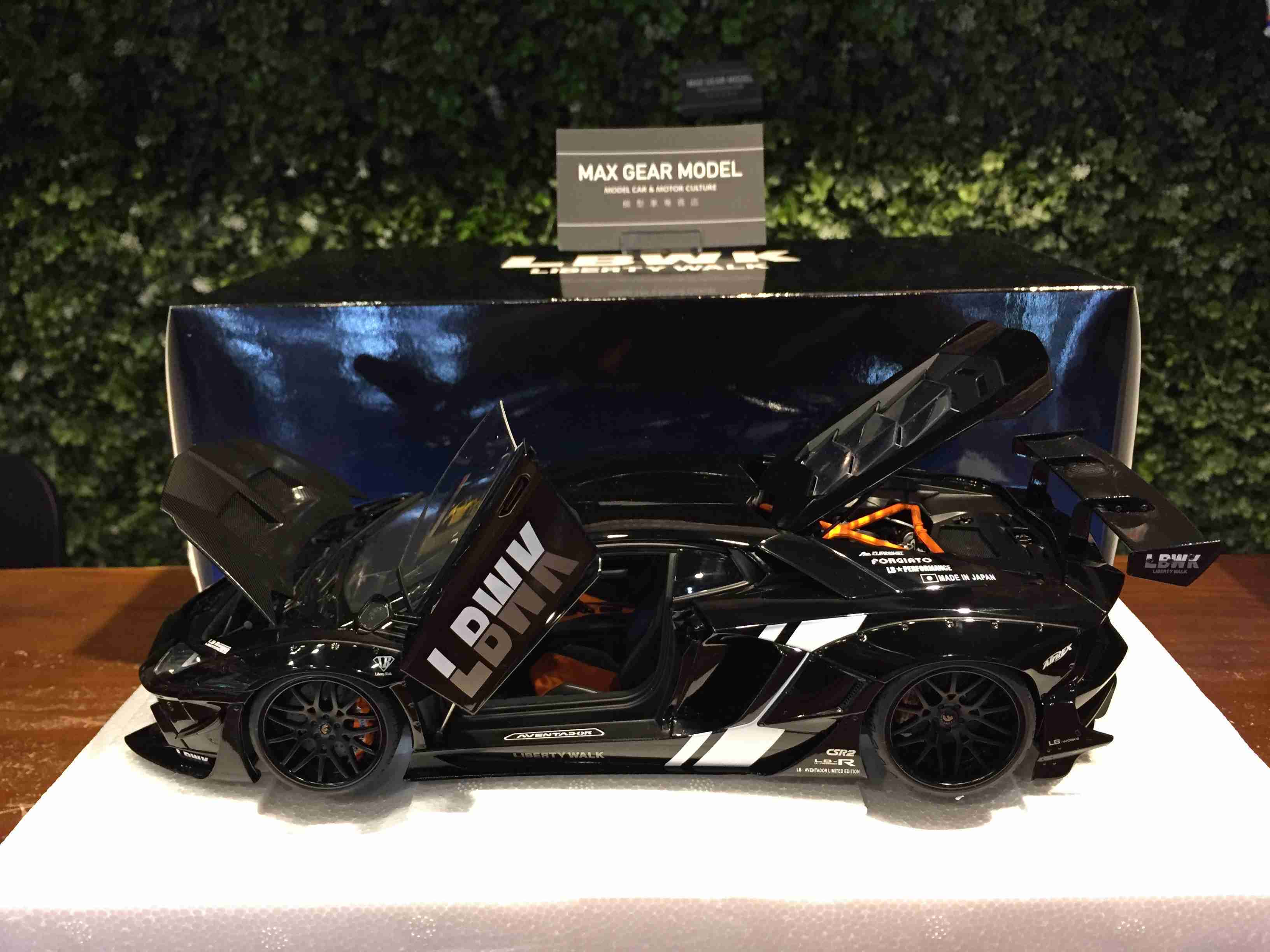 1/18 AUTOart LB-Works Lamborghini Aventador LBWK 79244【MGM】