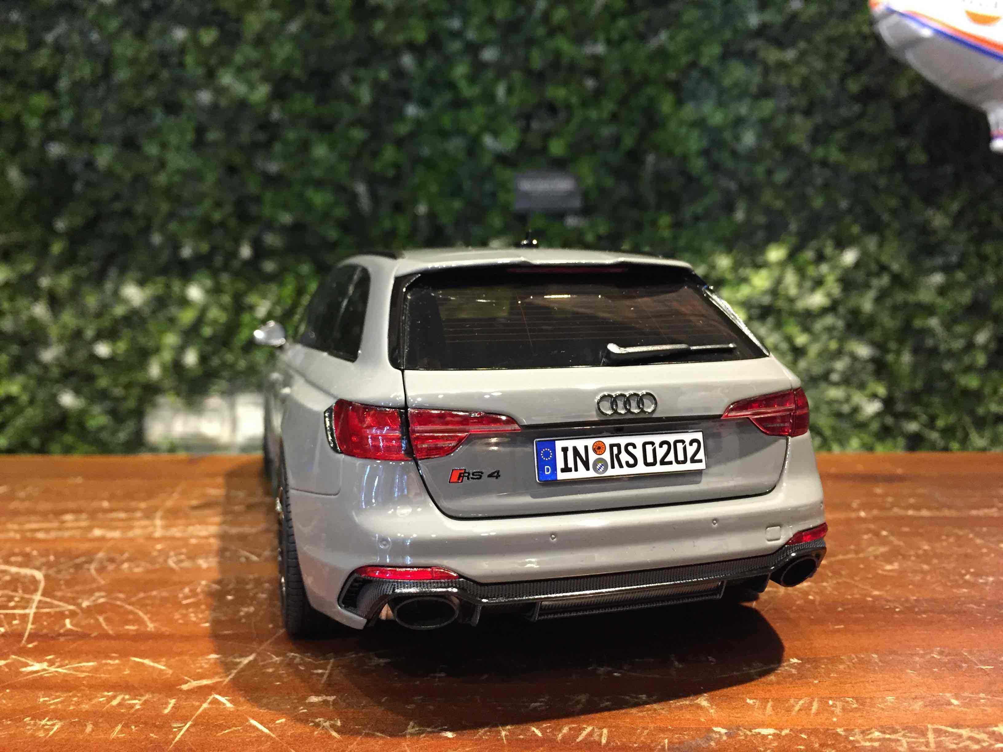 1/18 KiloWorks Audi RS4 Avant Nardo Grey KLW000401【MGM】