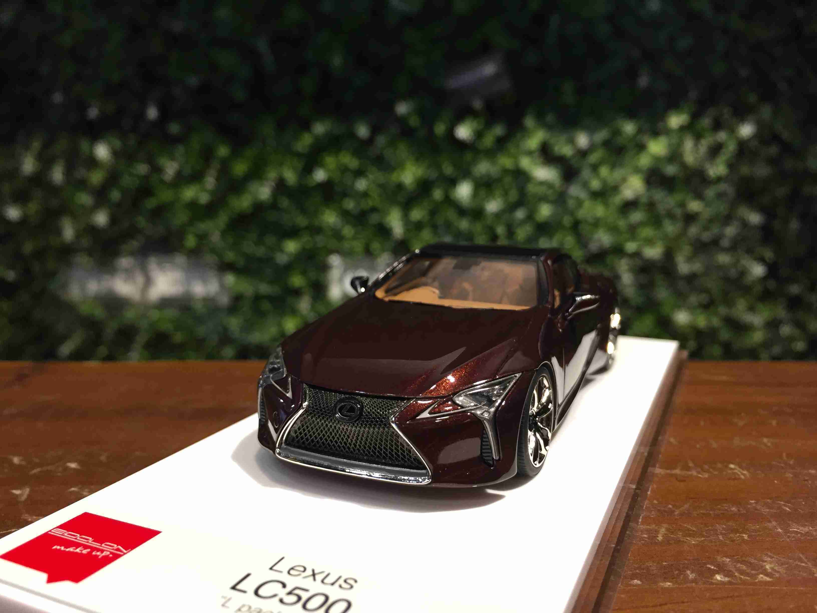 1/43 MakeUp Lexus LC500 L Package Amber Shine EM558G【MGM】