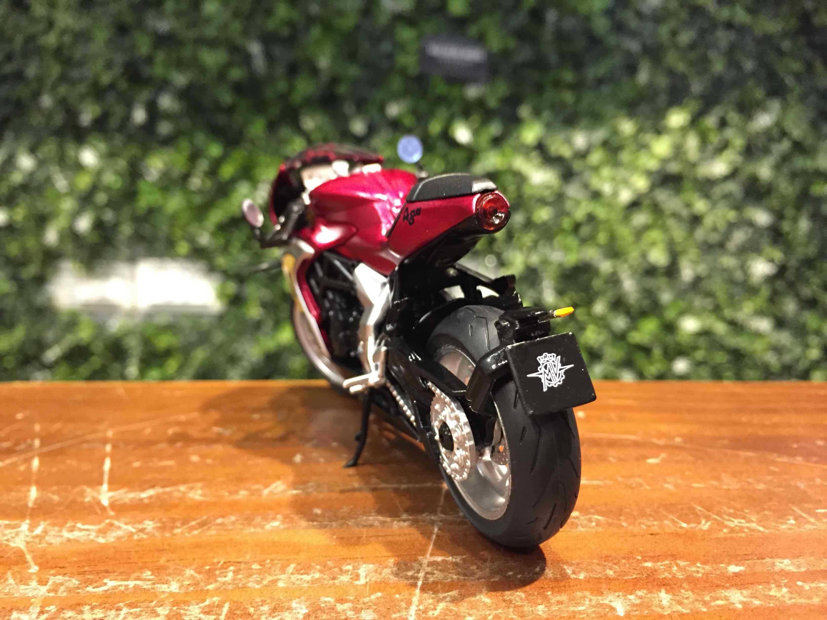 1/18 CM-Model MV Agusta SV 800 #1 CM18SV80003【MGM】