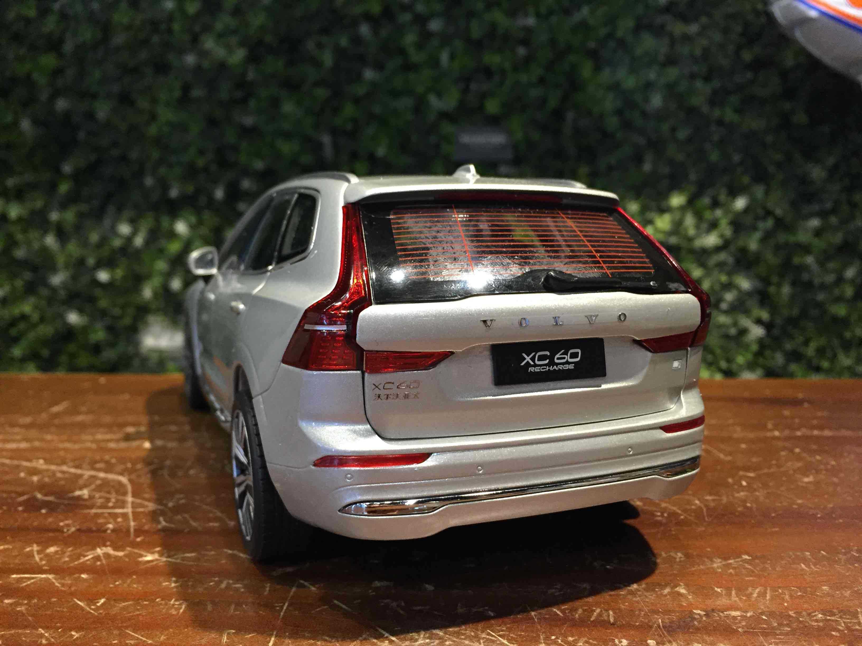 1/18 OEM Volvo XC60 2022 Silver【MGM】