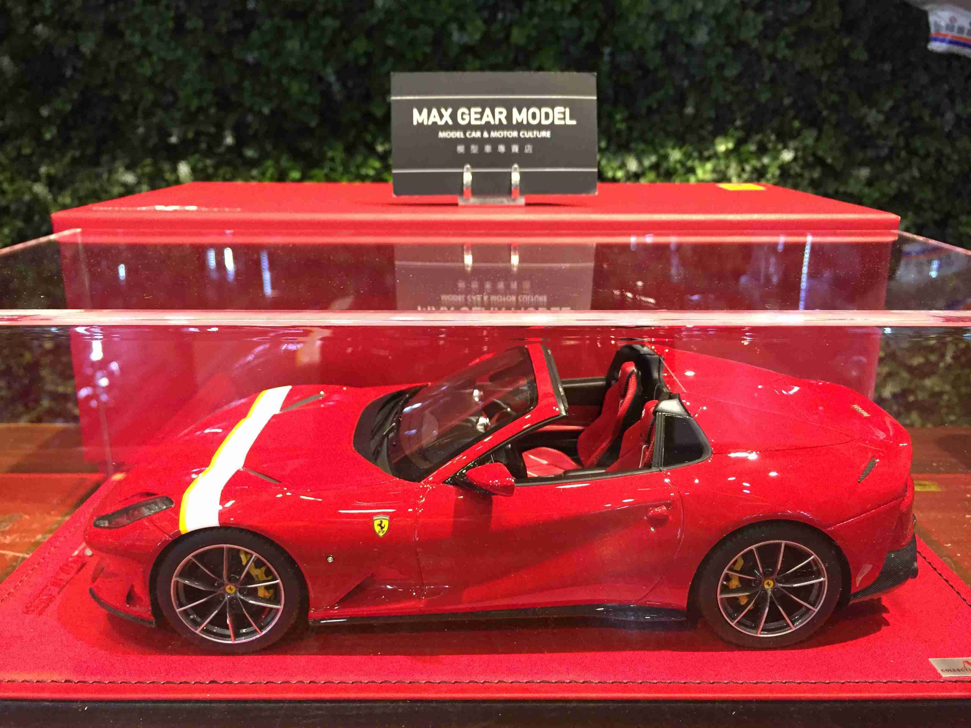1/18 MR Ferrari 812 GTS Rosso Corsa FE030K【MGM】