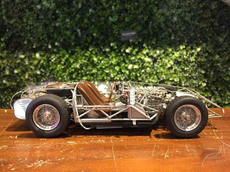 1/18 CMC Maserati 300S 1956 Rolling Chassis M109【MGM】