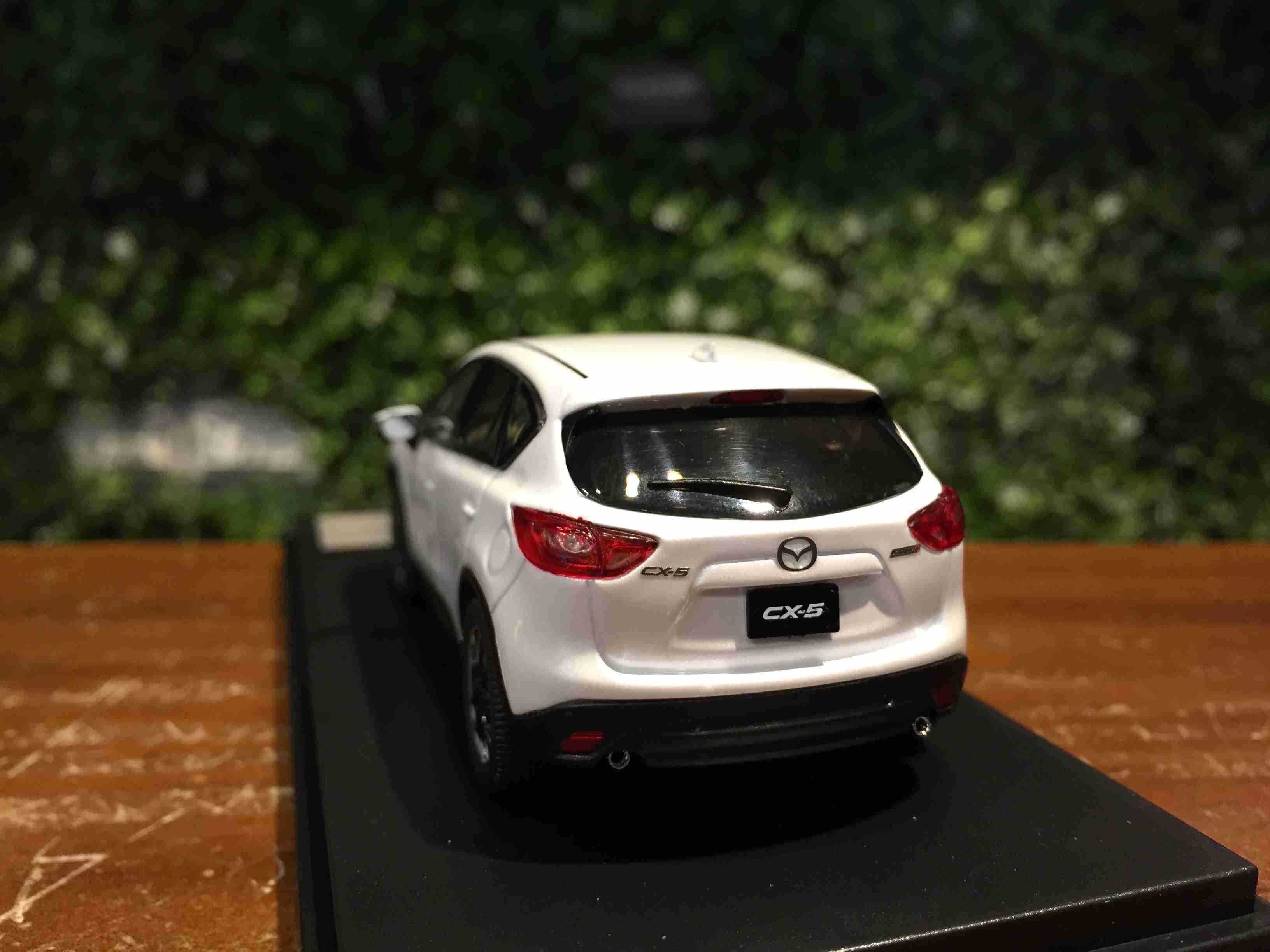 1/43 Hi-Story Mazda CX-5 2015 White HS136WH【MGM】