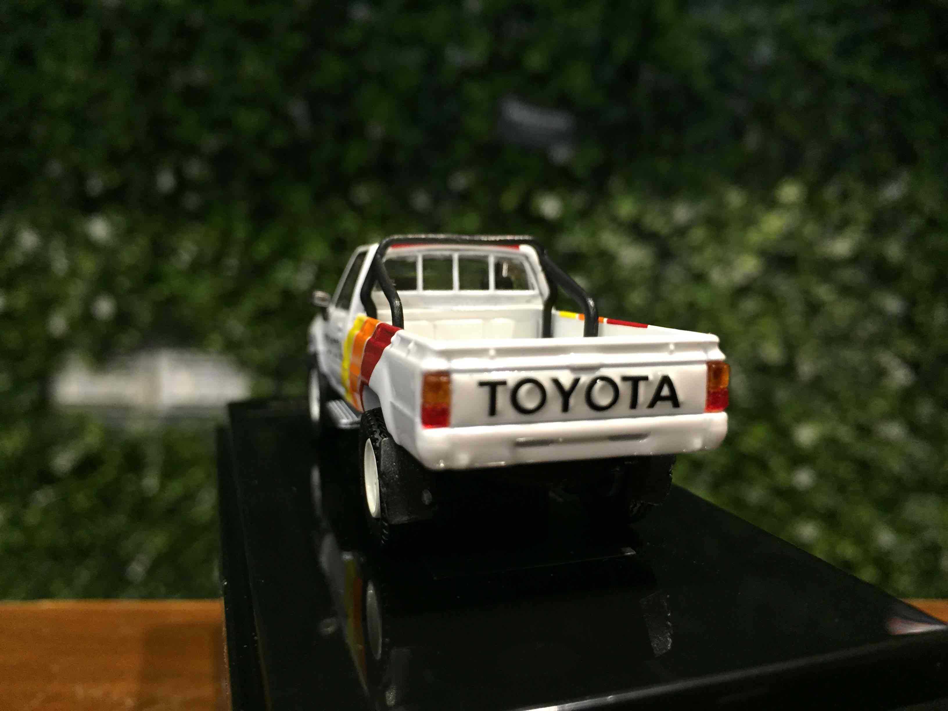 1/64 Paragon Toyota Hilux SingleCab TRD Ironman PA55525【MGM】