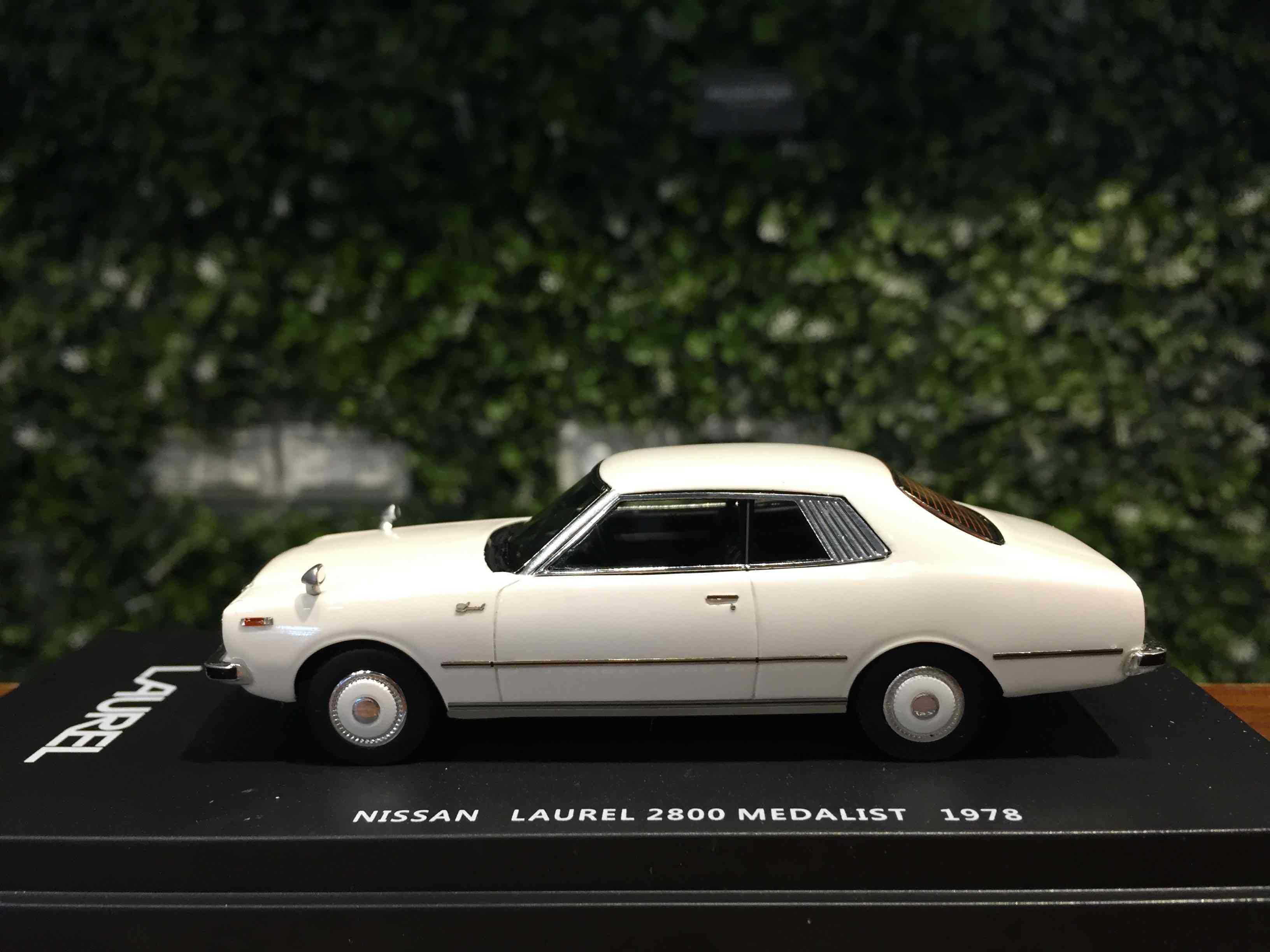 1/43 LAX Nissan Laurel Hardtop 2800 1978 White L43072【MGM】