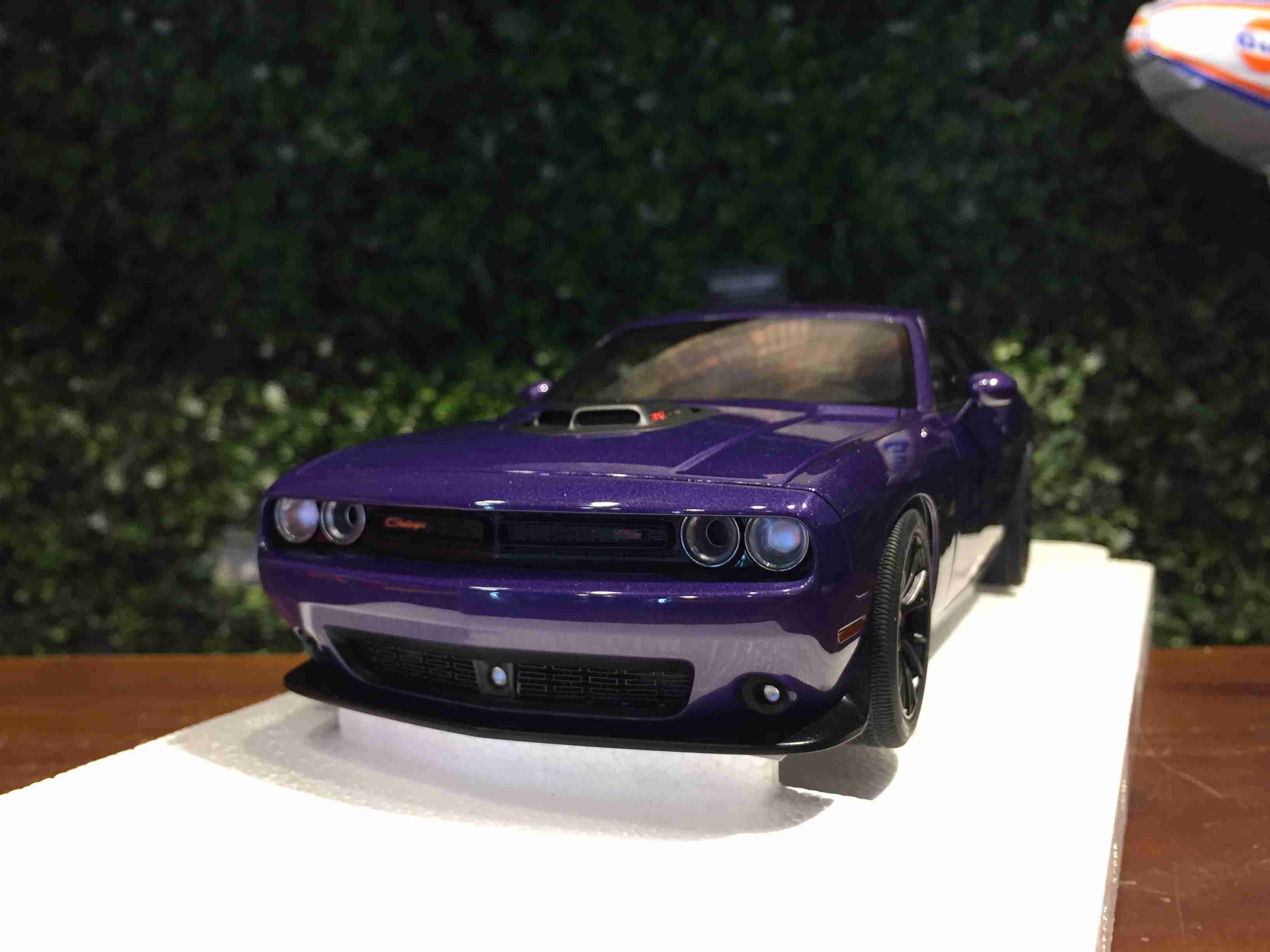 1/18 AUTOart Dodge Challenger 392 Hemi Shaker 71744【MGM】