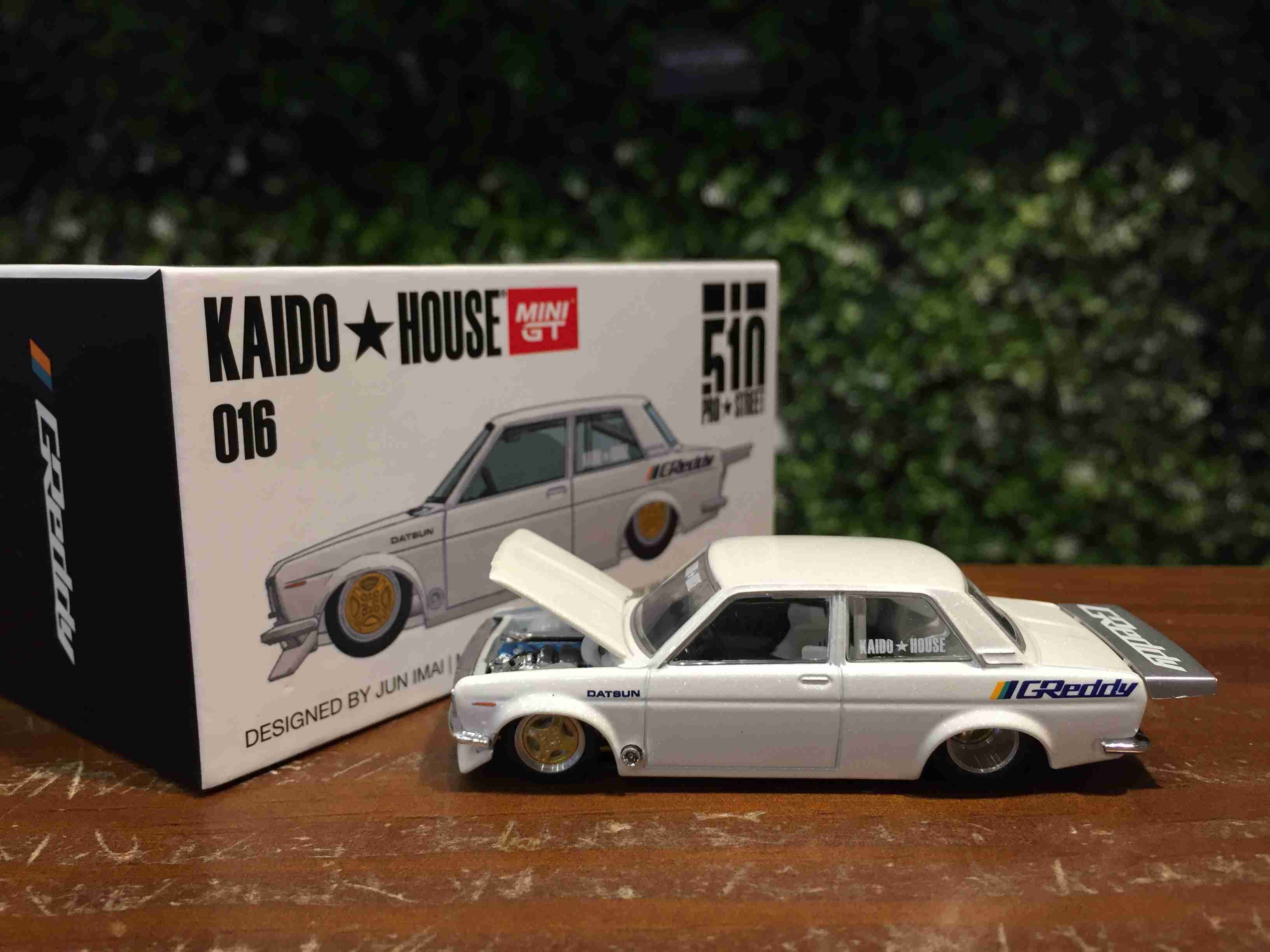 1/64 MiniGT Datsun 510 Pro Street Greedy White KHMG016【MGM】