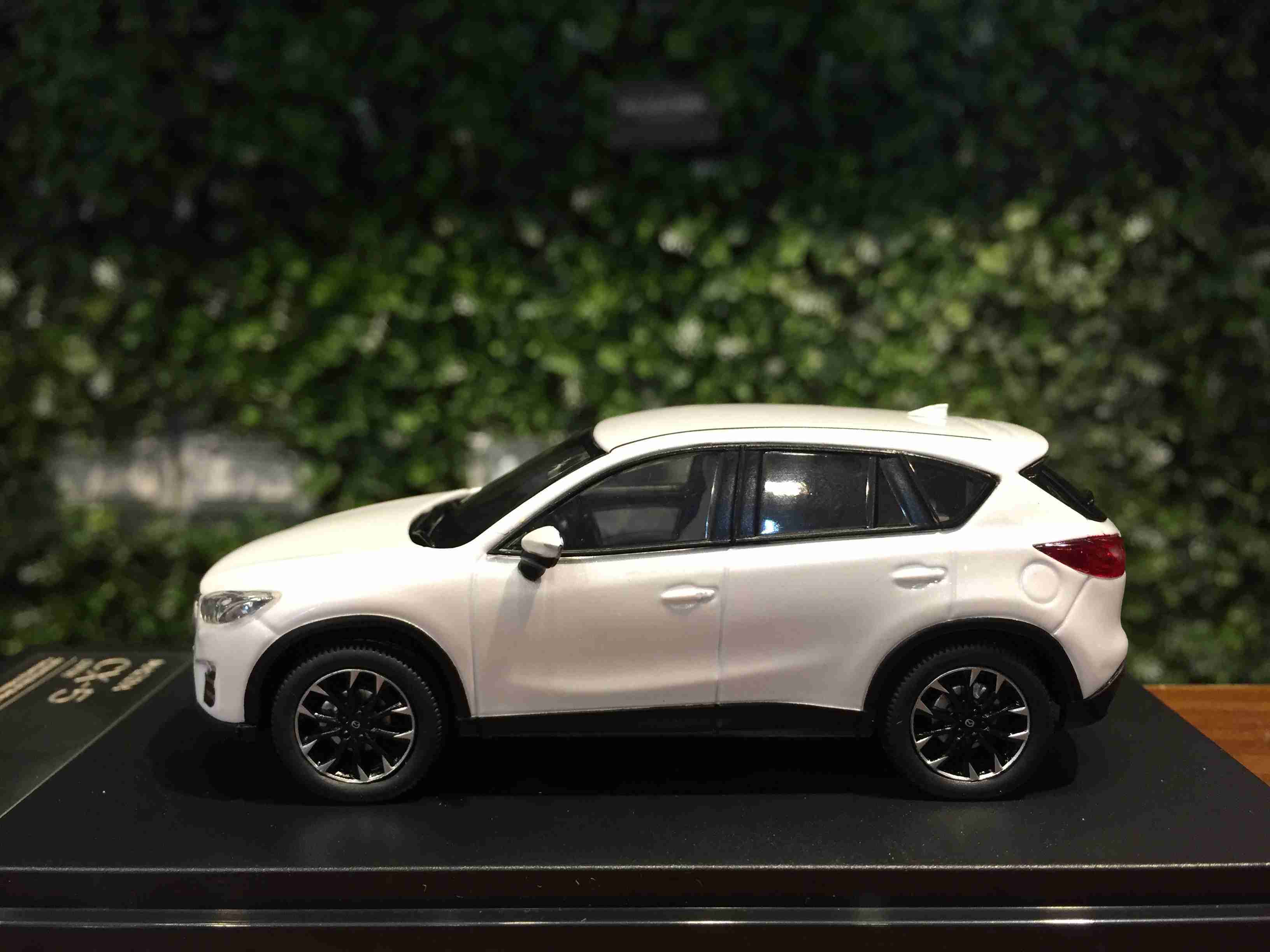 1/43 Hi-Story Mazda CX-5 2015 White HS136WH【MGM】