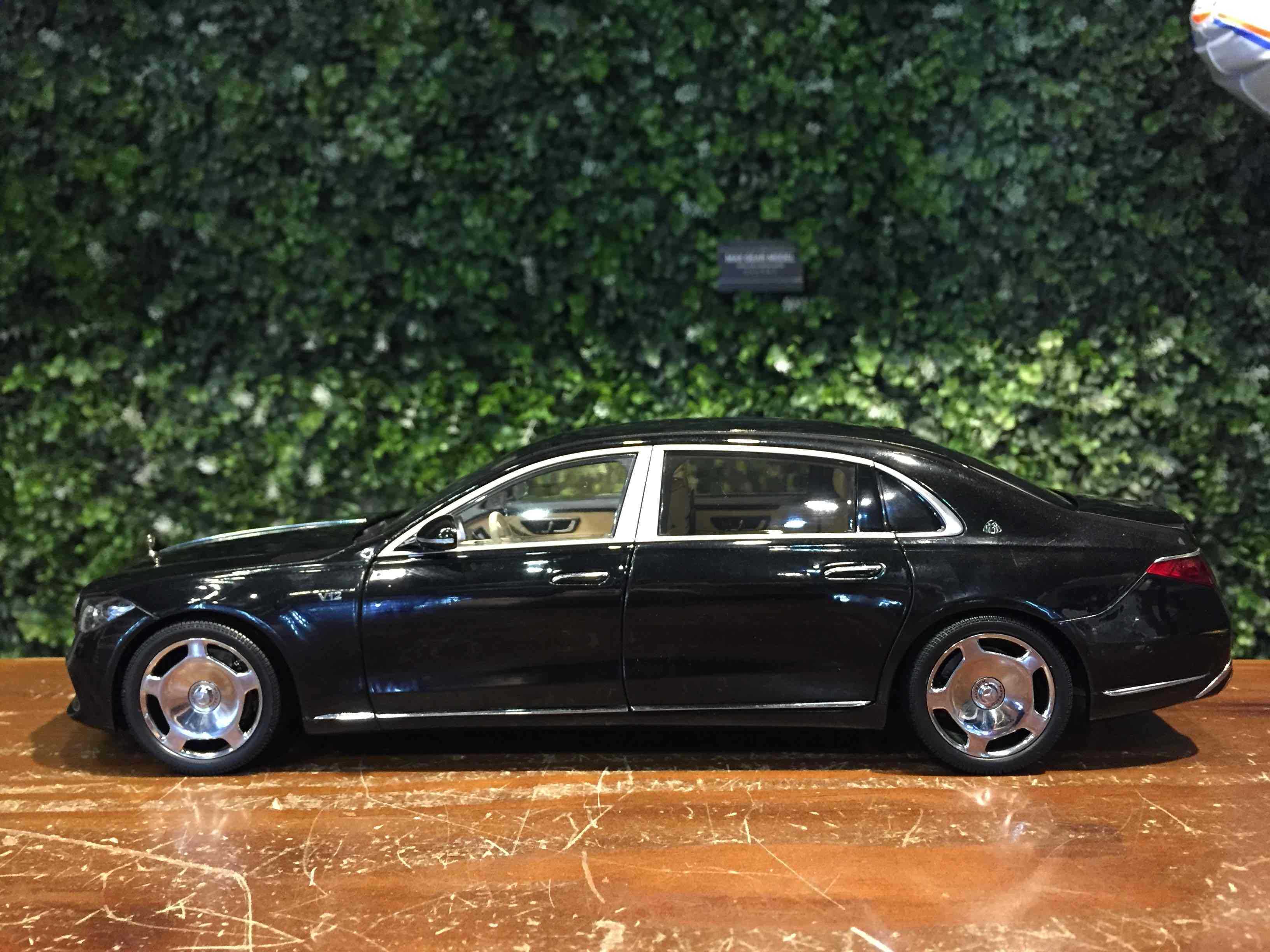 1/18 Almost Real Mercedes-Maybach S-Class 2021 820115【MGM】