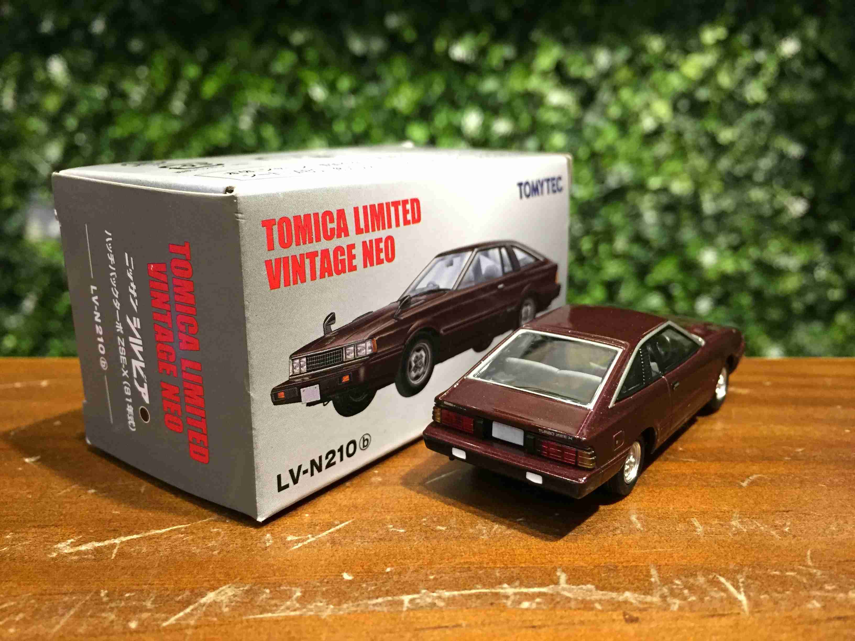 1/64 Tomica Nissan Silvia Hatchback Turbo ZSE LV-N210b【MGM】