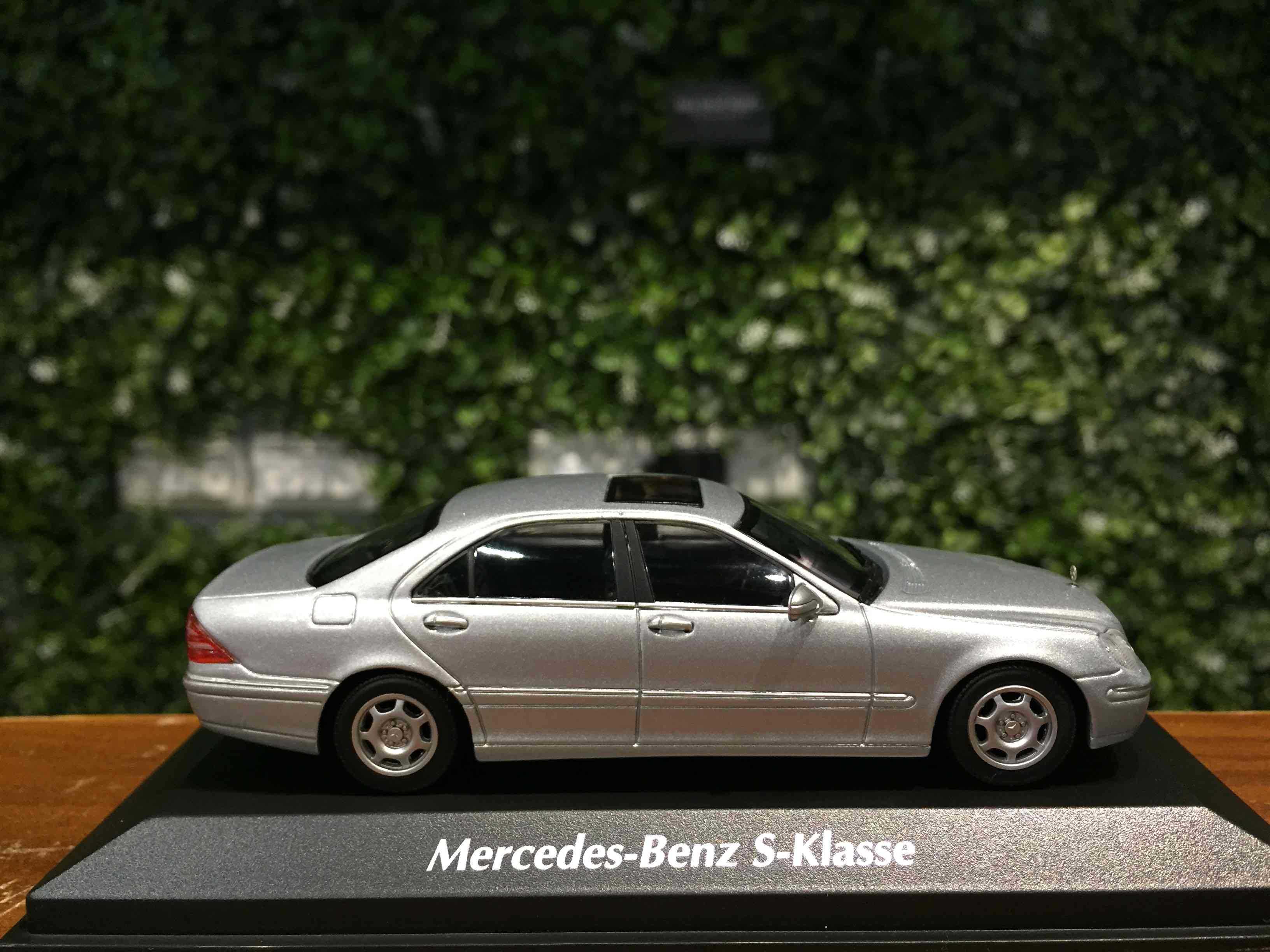 1/43 Minichamps Mercedes-Benz S-Class (W220) 940036201【MGM】