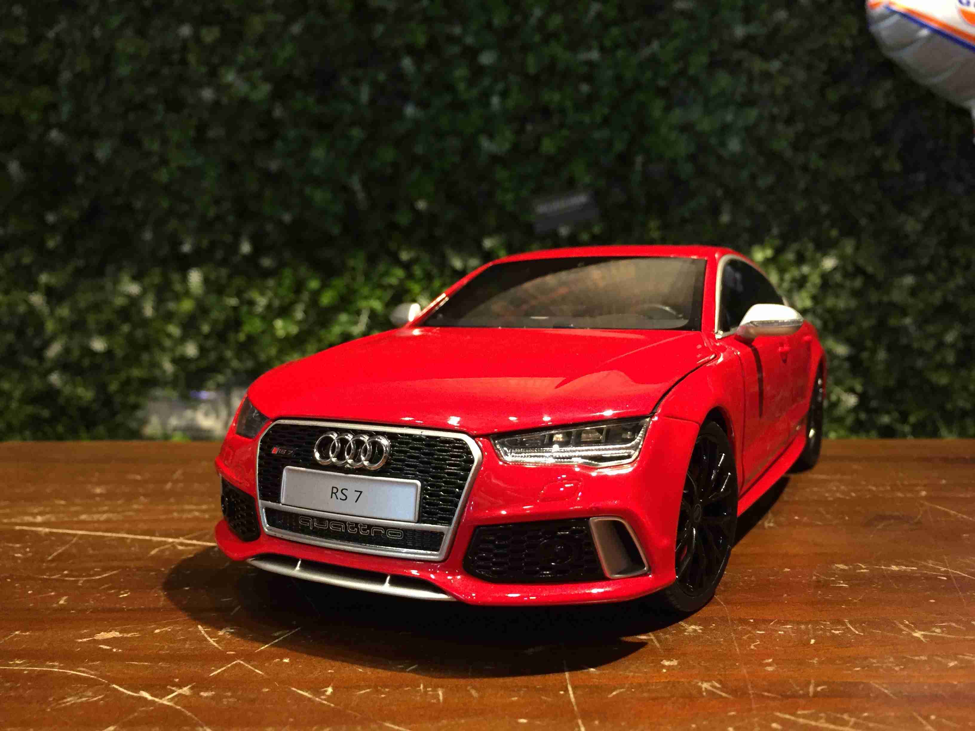 1/18 KengFai Audi RS7 Sportback 4.0T Red KF0234【MGM】