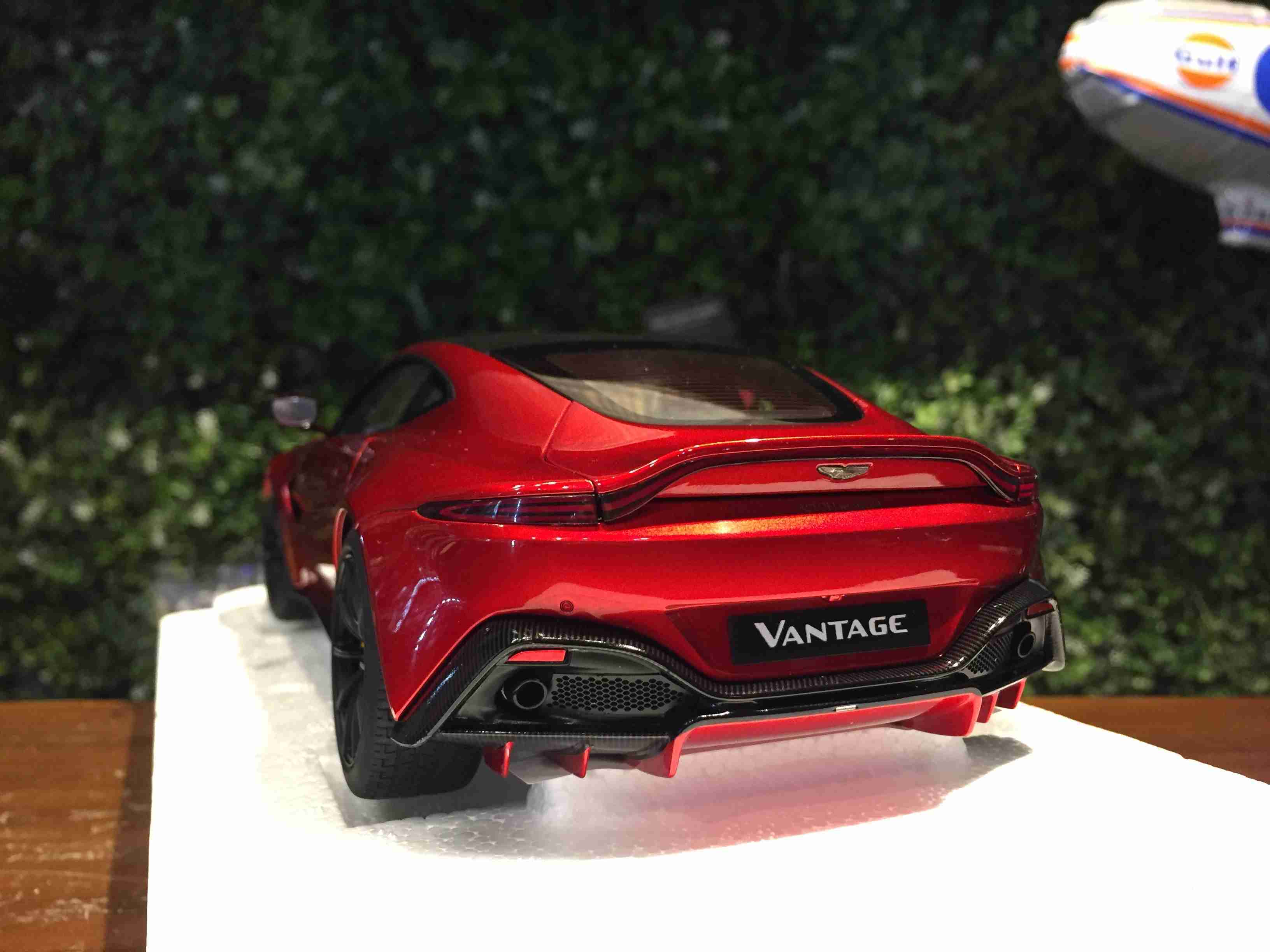 1/18 AUTOart Aston Martin Vantage 2019 Hyper Red 70277【MGM】