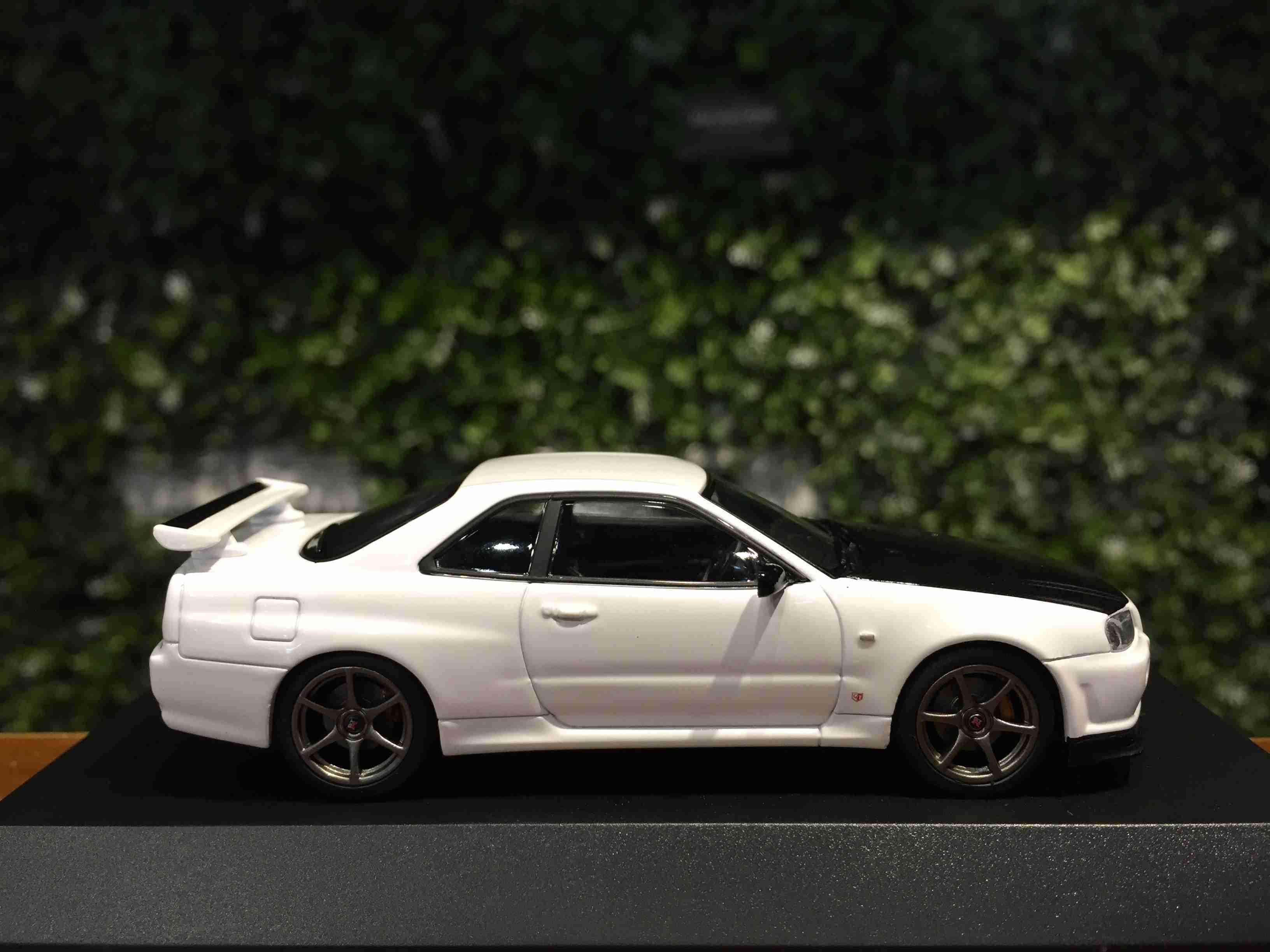 1/43 Carnel Nissan Skyline GT-R (R34) V-Spec 2 CN430001【MGM】