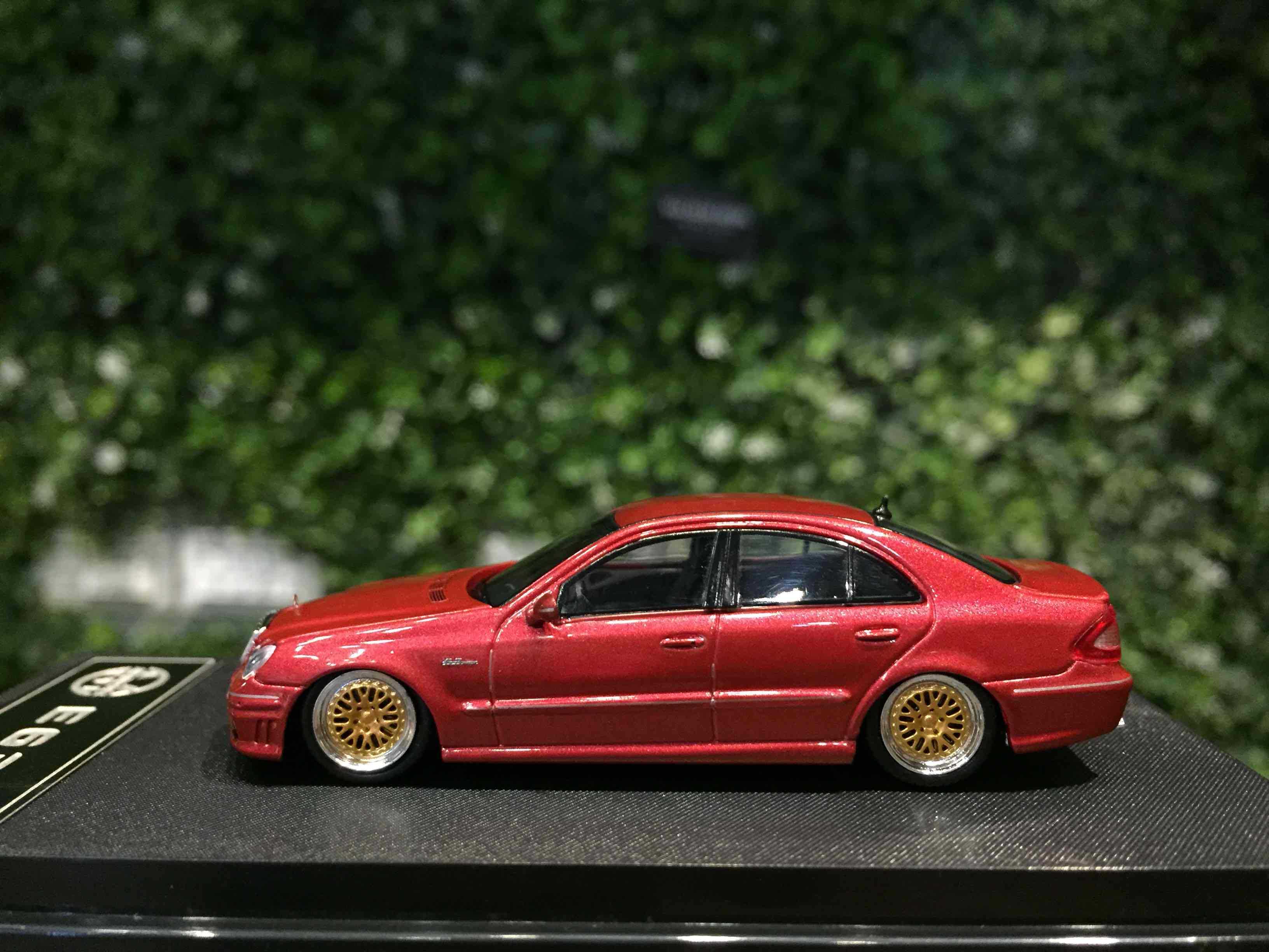 1/64 MK Mercedes-Benz E-Class E63 (W211) Red【MGM】