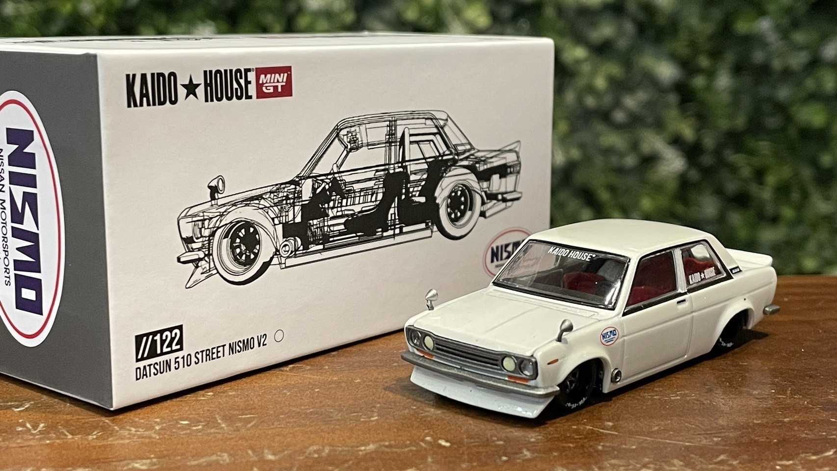 1/64 MiniGT Datsun 510 Street Nismo V2 KHMG122【MGM】