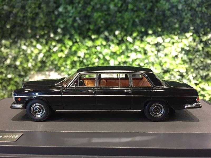 1/43 Matrix Mercedes-Benz 300SEL Lang W109 1967 Black【MGM】