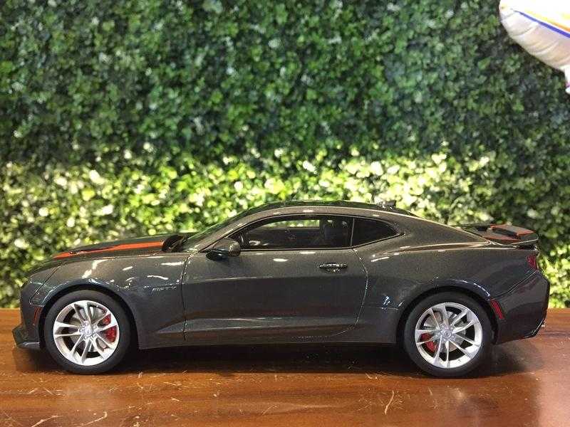 1/18 GT Spirit Chevrolet Camaro 50th Anniversary GT191【MGM】